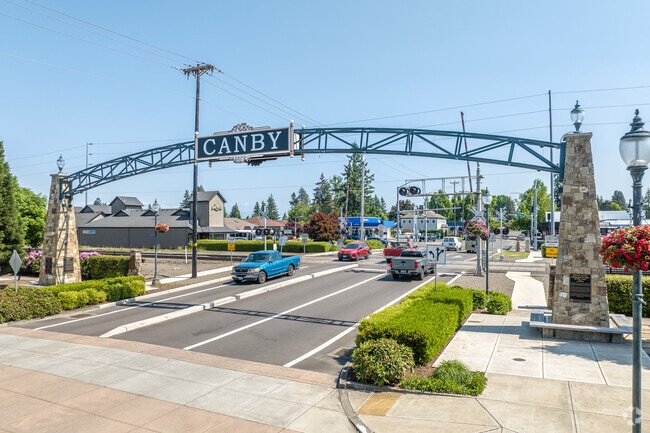 The Canby Arch marks the entrance to downtown Canby from Highway 99.