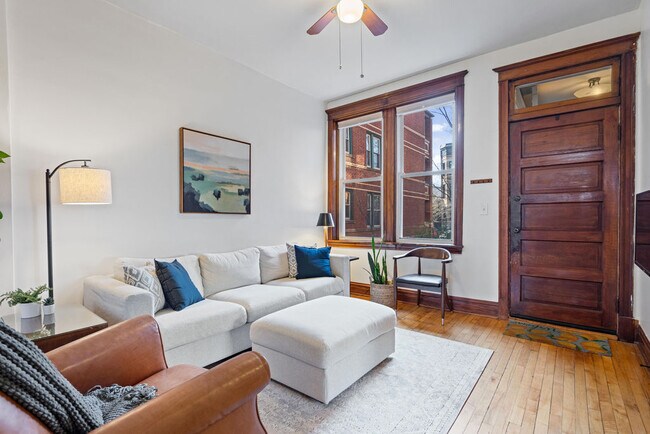 Foto del edificio - 2638 W Rice St
