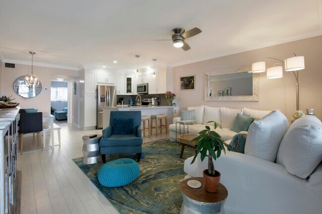 Foto del edificio - 100 Shore Ct