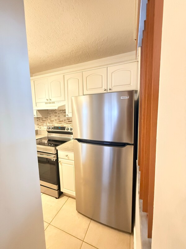 Foto del edificio - 9720 Hammocks Blvd