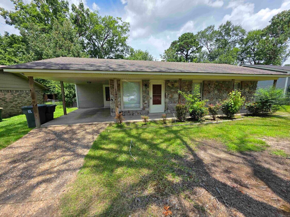 Foto principal - 5400 Southboro Dr