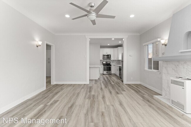 Foto del edificio - 2 br, 1 bath Apartment - 2492-2498 Pasaden...