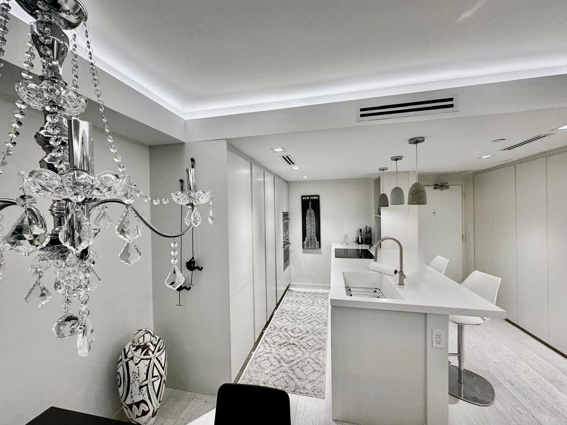 Primary Photo - 1 Bedroom Condo in Miami Beach