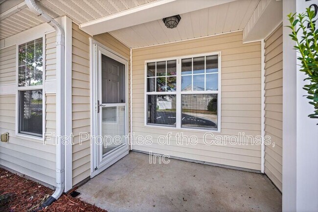 Building Photo - 2052 Shady Pond Dr