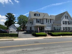 Building Photo - 16-24-24 Sisson Ave