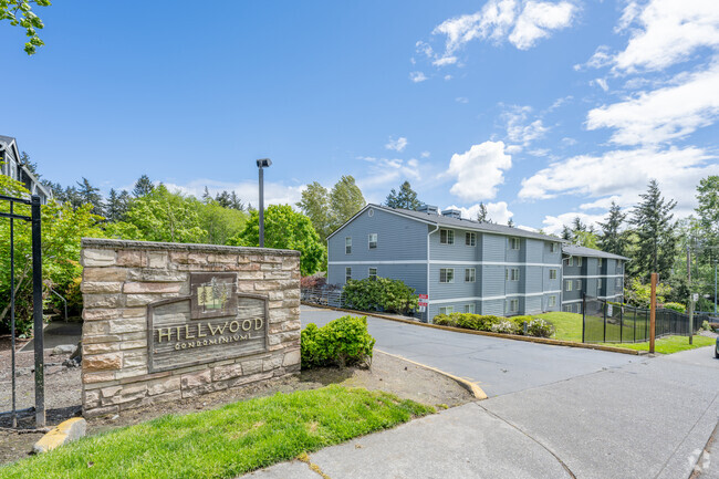 Foto del edificio - Hillwood Condominiums