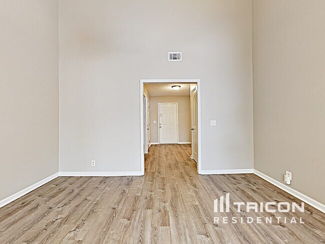 Foto del edificio - 2151 Cason Trail
