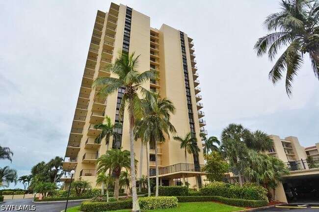 Foto del edificio - 1100 S Collier Blvd