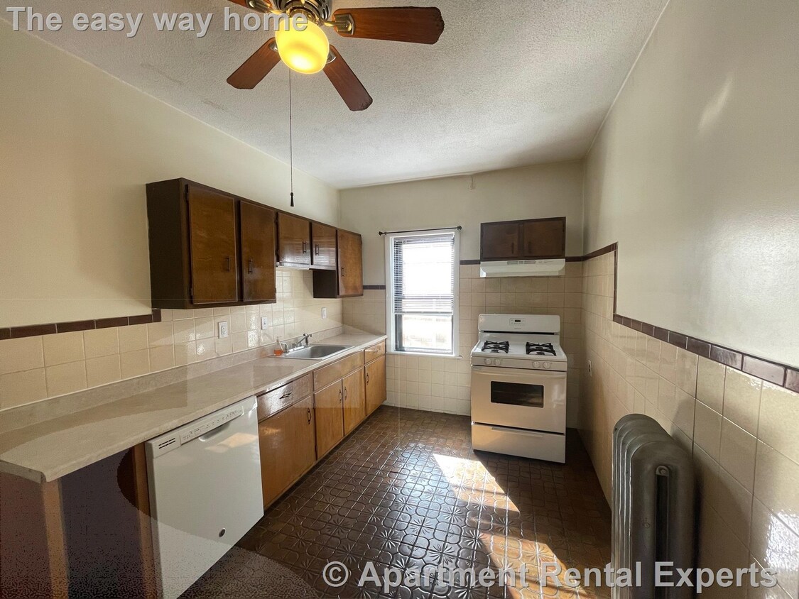 Primary Photo - 18 Fenwick St