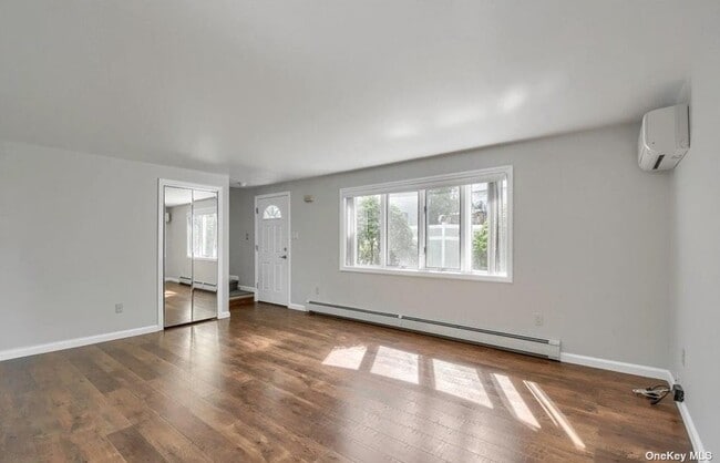 Building Photo - 45 Lafayette St