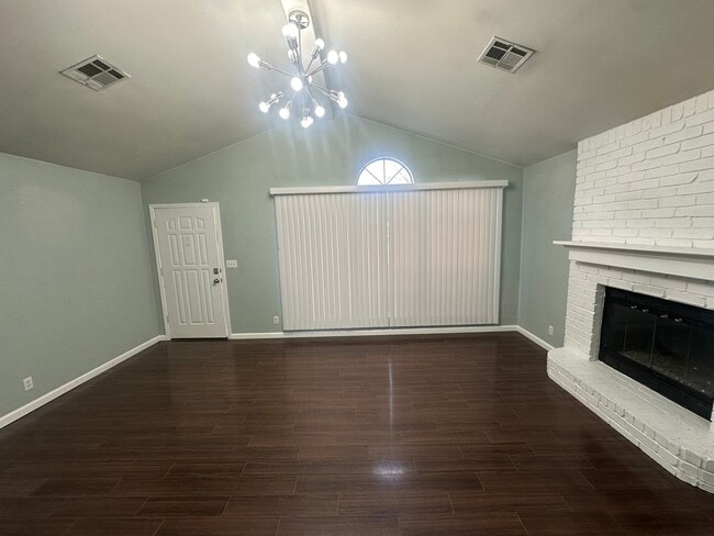 Building Photo - 9322 E 92nd St S