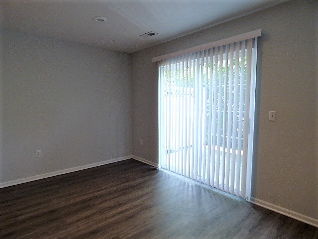 Foto del edificio - The Vinings Condominiums