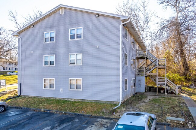 Building Photo - Cottonwood Apartments