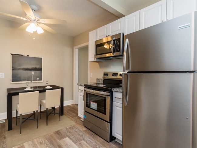 Photo - 1414 Broad St Apartment