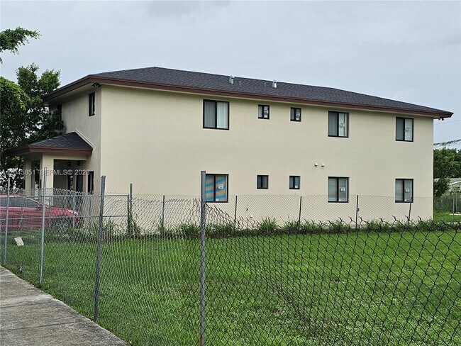 Foto del edificio - 10455 SW 179th St