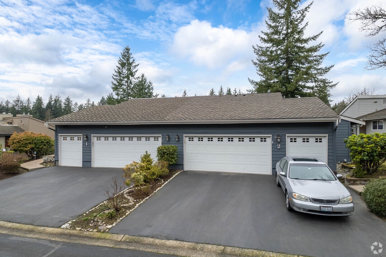 Exterior - Fairway Village