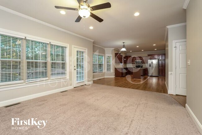 Foto del edificio - 188 Graywood Ct