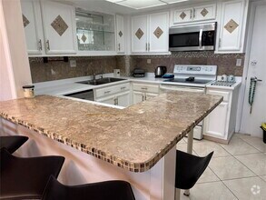 Building Photo - 3750 Galt Ocean Dr