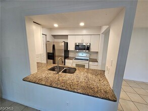 Building Photo - 2885 Winkler Ave