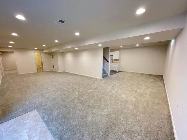Building Photo - 12076 Prickly Ash Way