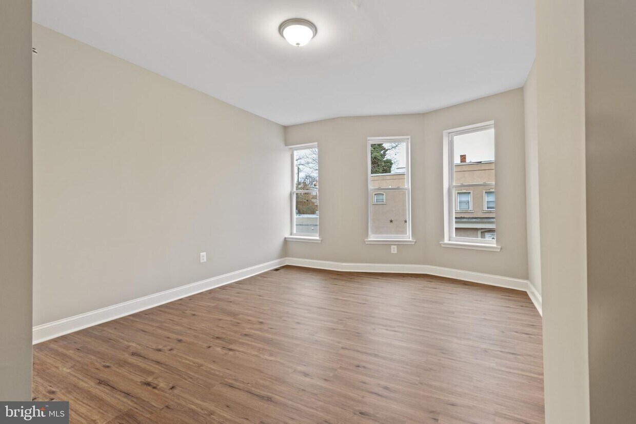 Foto principal - 904 E 20th St