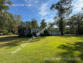 Building Photo - 2455 Singleton Ln