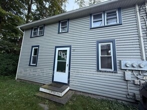 Building Photo - 110 Cabanna Ln