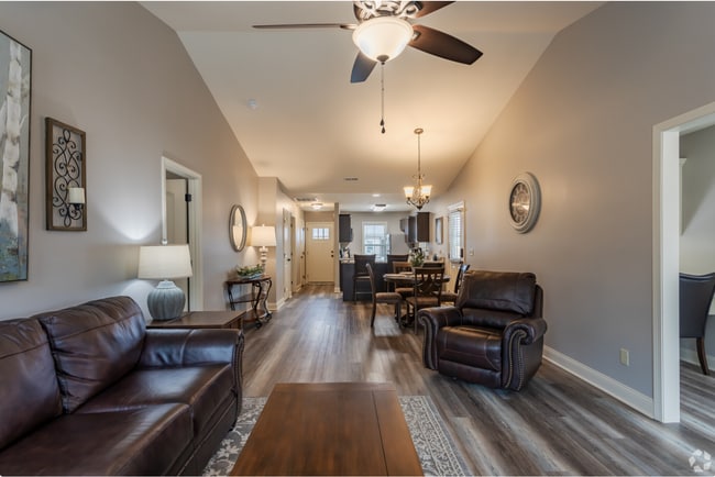 Interior Photo - Chandler Reserve Club