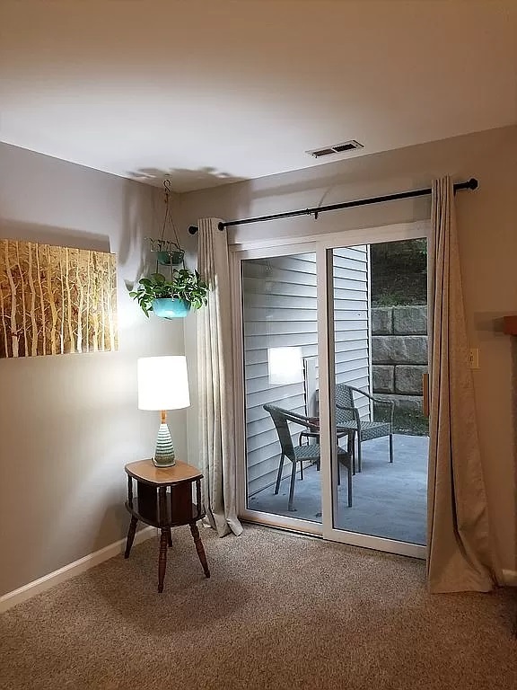Foto del edificio - 2403 Sandalwood Creek Ct