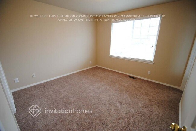 Foto del edificio - 16084 Rose Ln SE