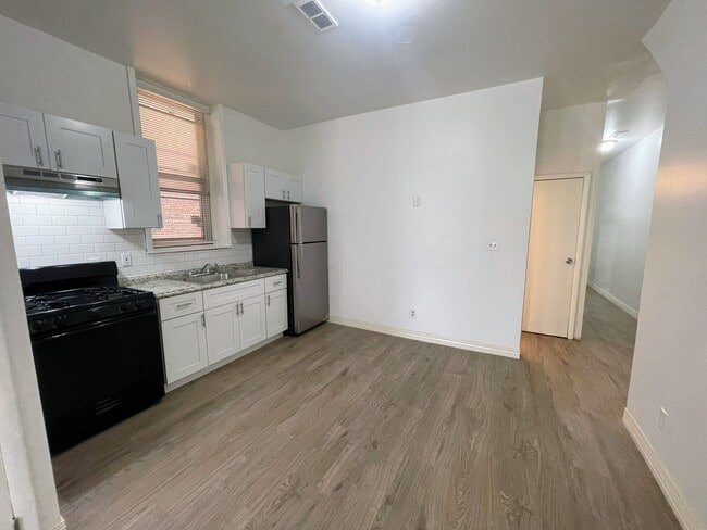 Photo - 1311 W Allegheny Ave Apartment