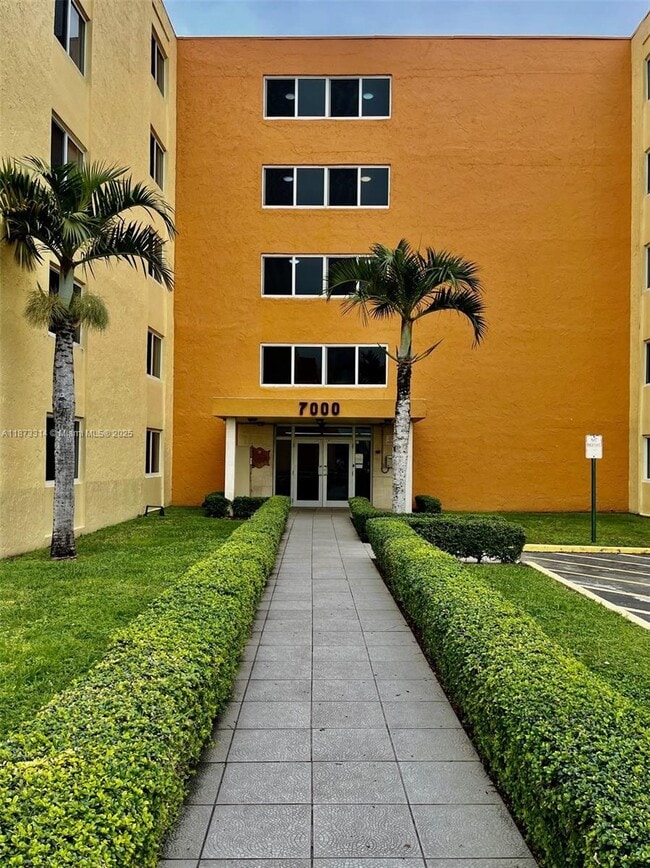 Building Photo - 7000 NW 186th St