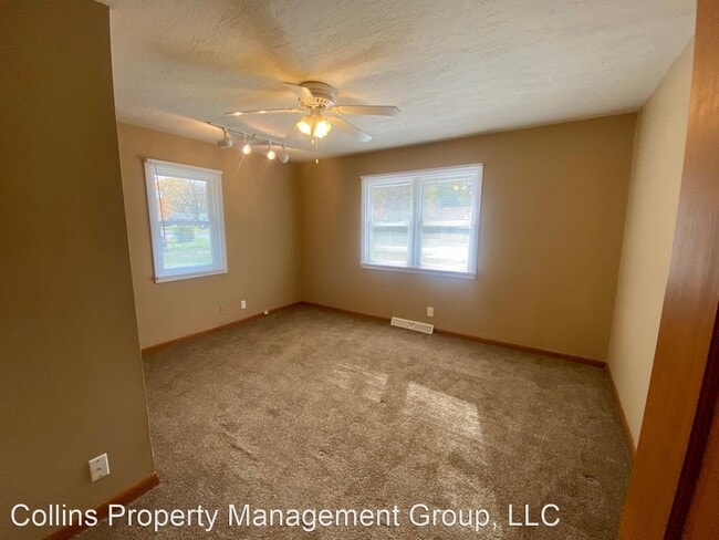 Building Photo - 2 br, 1 bath House - 2721 E Walnut