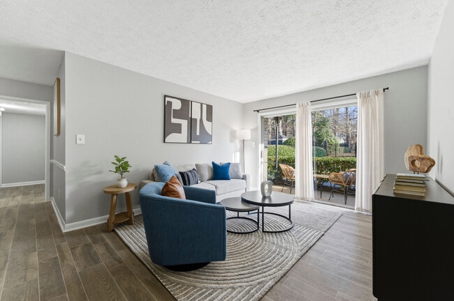 Foto del edificio - The Reserve at Brookhaven