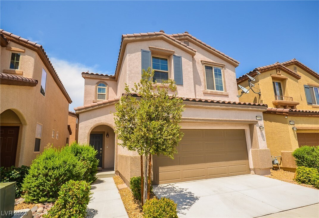 Foto principal - 7724 Flowering Quince Dr