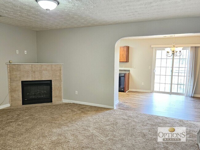 Building Photo - 752 Georgetown Ct