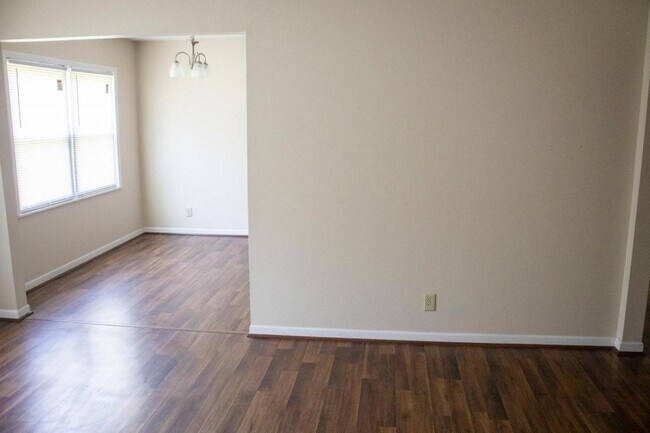 Foto del edificio - 1601 E Fort Wayne St