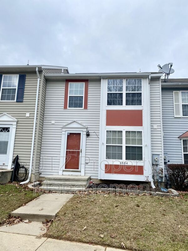 Foto principal - 4664 Marksman Ct