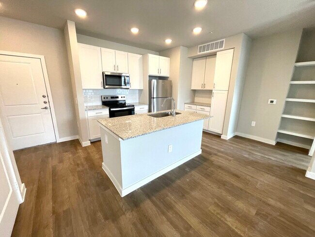 Photo - 3845 W Frontier Pkwy Apartment