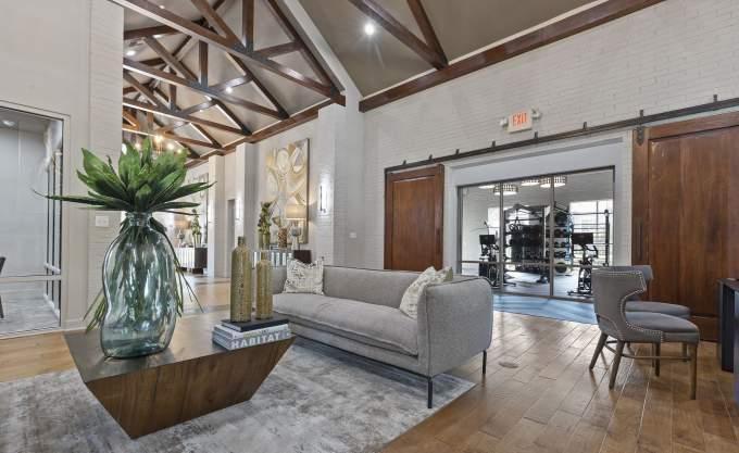 10800 Clay Rd Houston, TX 77041 - Alquileres en Houston, TX ...