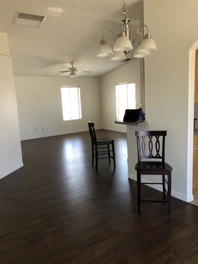 Building Photo - 6595 Persia Ave