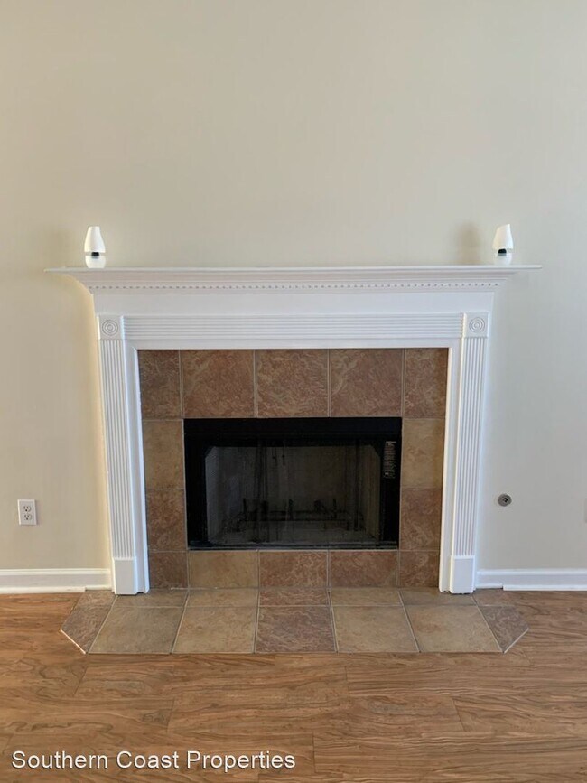 Foto del edificio - 4 br, 2 bath House - 5 Chadwick Court