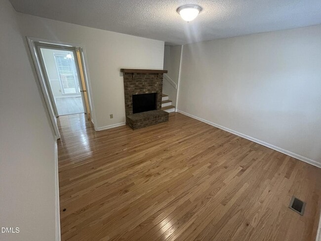Building Photo - 212 S Hollybrook Rd