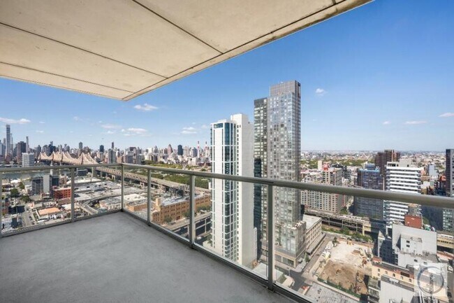 Building Photo - 2 bedroom in Long Island City NY 11101