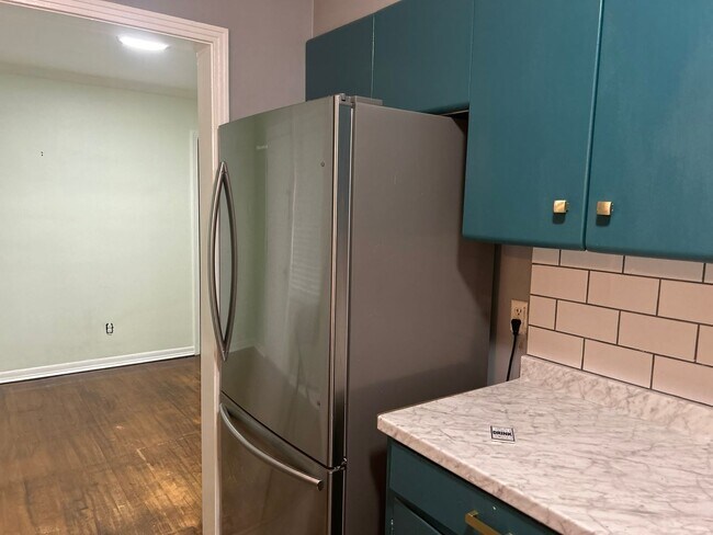 Foto del edificio - Welcome to this charming 3 bedroom, 1.5 bathroom home in Colonial Acres.