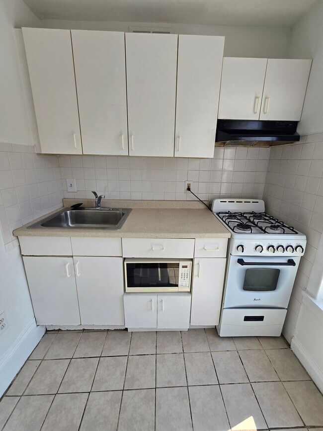 Foto del edificio - 637 N 16th St