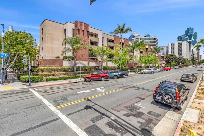 Foto del edificio - 750 State St