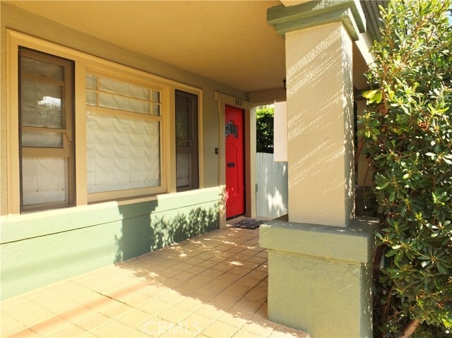 Building Photo - 353 Newport Ave