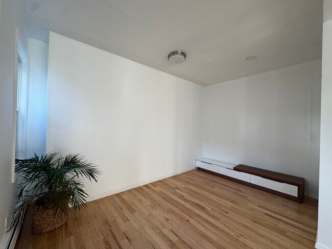Foto del edificio - 226 Waverly Pl