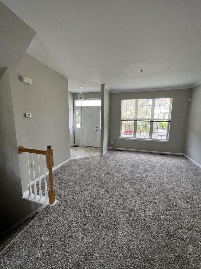 Building Photo - 4BD/3.5BA - Beautiful & Spacious Crofton Townhome (COMING SOON)